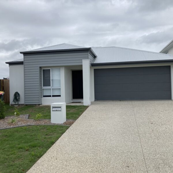 Saffi st burpengary